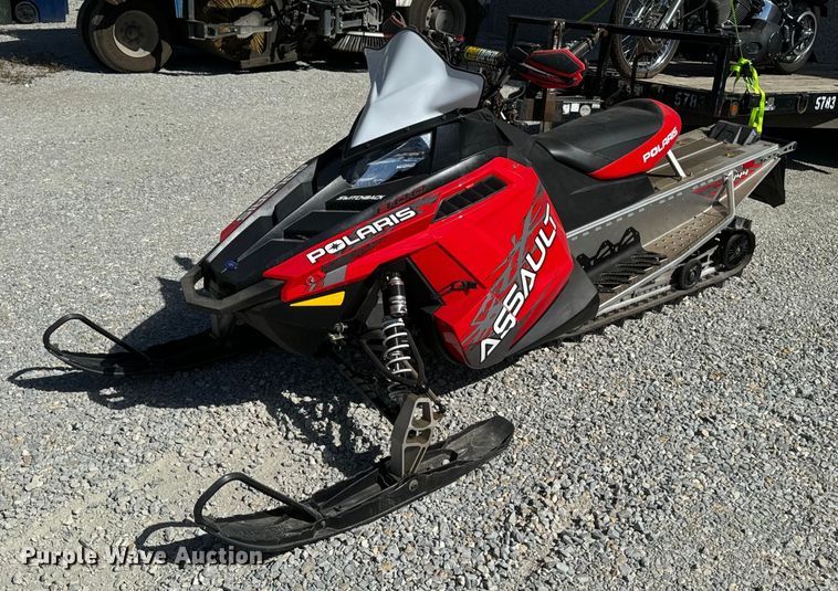 image for item EG6746 2014 Polaris Assault 800 snowmobile