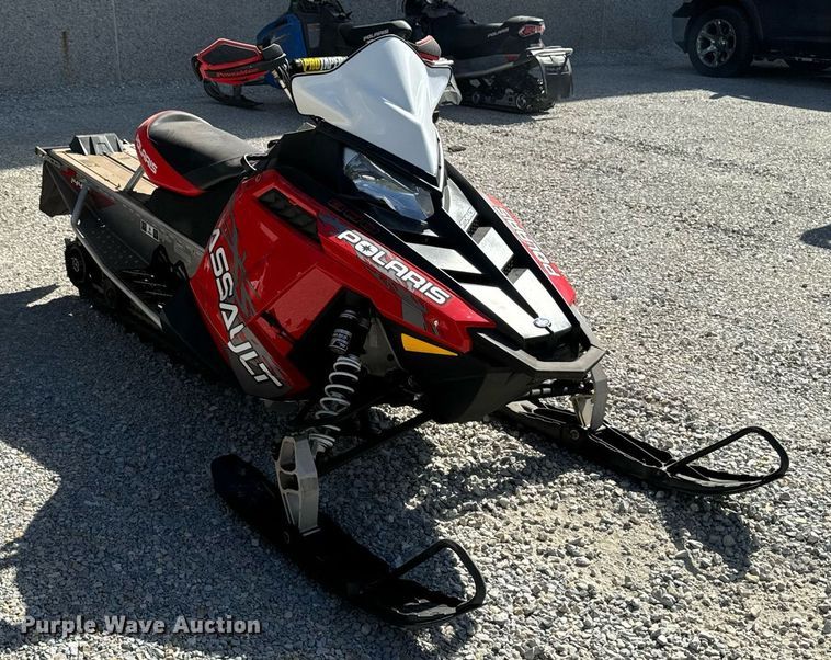 image for item EG6746 2014 Polaris Assault 800 snowmobile