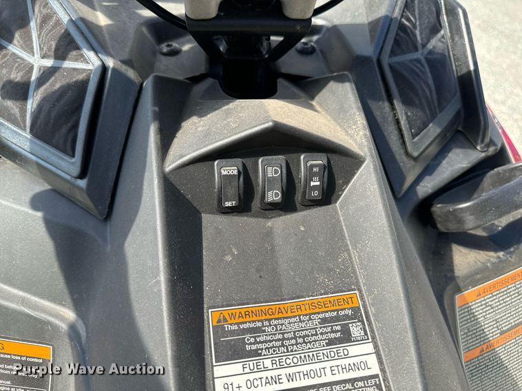 image for item EG6746 2014 Polaris Assault 800 snowmobile