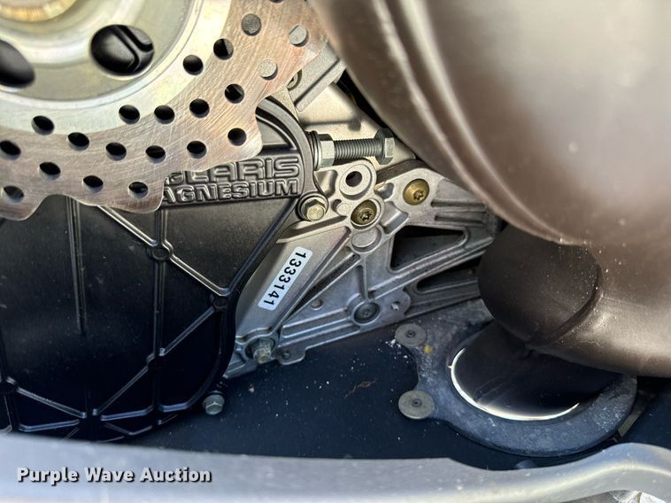 image for item EG6746 2014 Polaris Assault 800 snowmobile