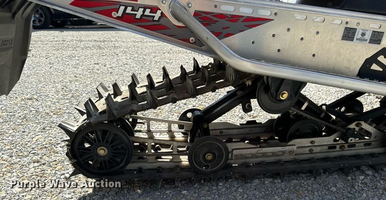 image for item EG6746 2014 Polaris Assault 800 snowmobile