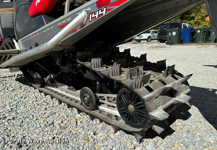 image for item EG6746 2014 Polaris Assault 800 snowmobile