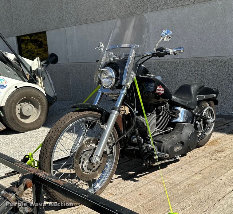 image for item EG6747 2000 Harley-Davidson FXSTB Night Train motorcycle