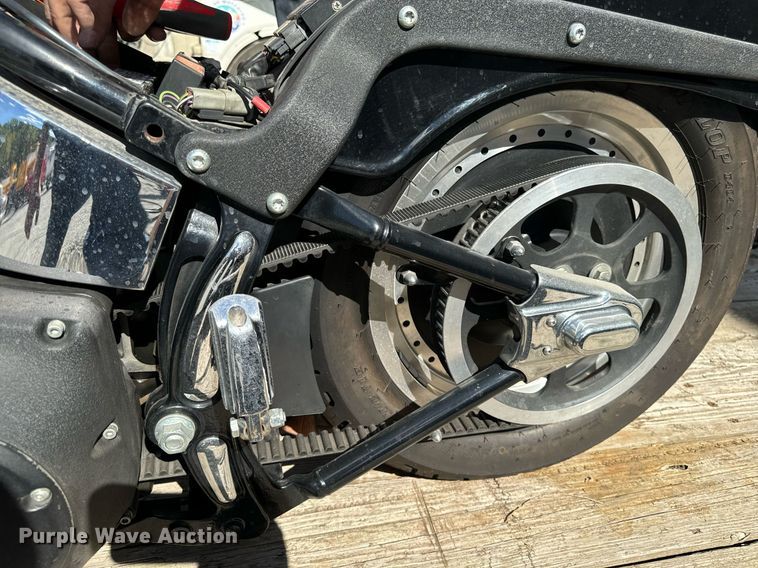 image for item EG6747 2000 Harley-Davidson FXSTB Night Train motorcycle