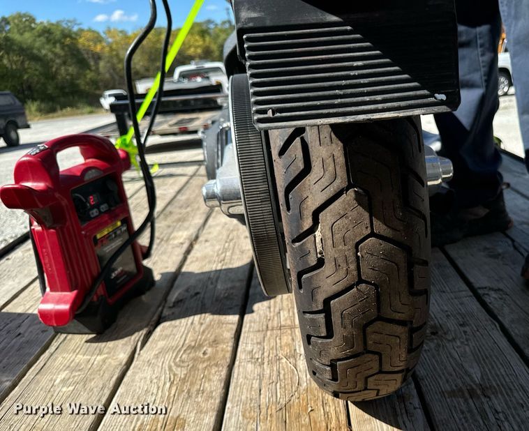 image for item EG6747 2000 Harley-Davidson FXSTB Night Train motorcycle