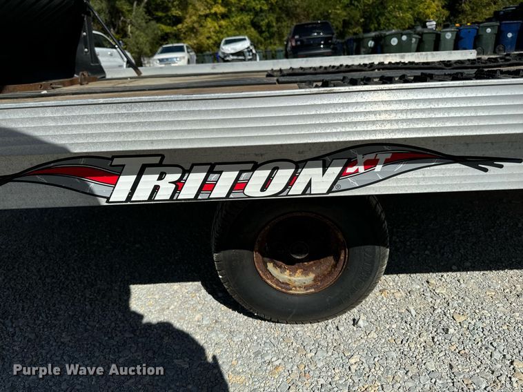 image for item EG6748 2014 Triton  XT snowmobile trailer