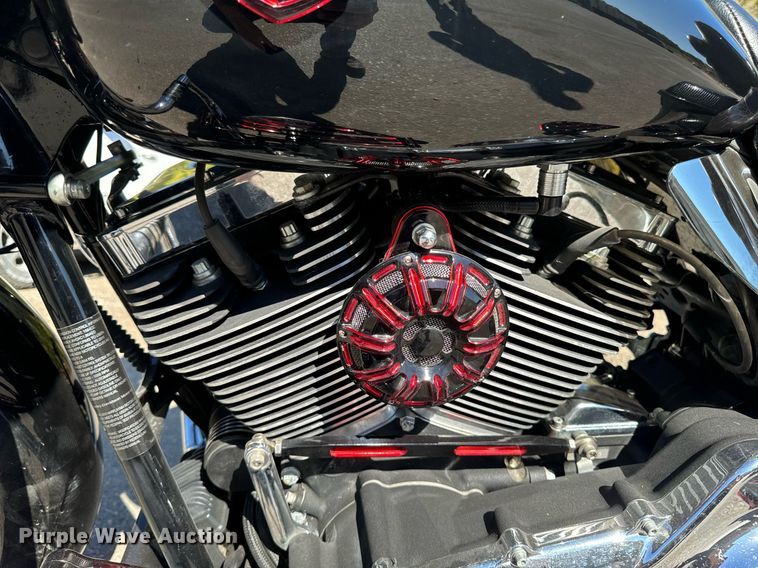 image for item EG6749 2010 Harley-Davidson FLHX DOM motorcycle