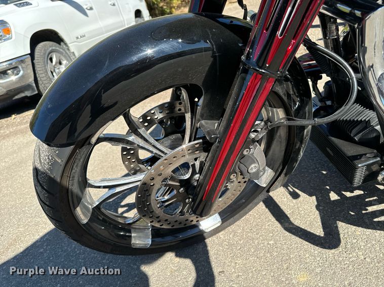 image for item EG6749 2010 Harley-Davidson FLHX DOM motorcycle