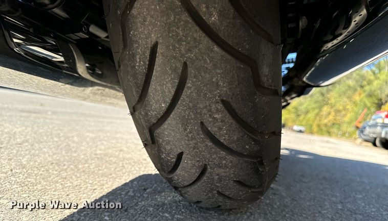 image for item EG6749 2010 Harley-Davidson FLHX DOM motorcycle