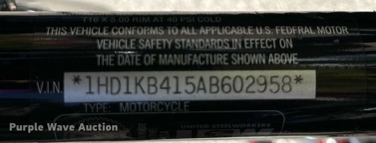 image for item EG6749 2010 Harley-Davidson FLHX DOM motorcycle