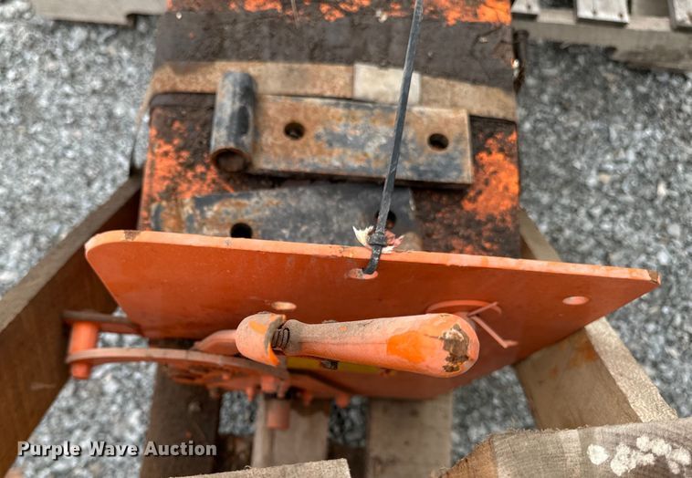 image for item EH4379 Gledhill Road Machinery Company 707 spreader