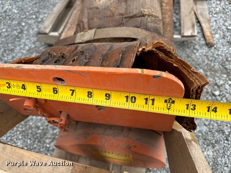 image for item EH4379 Gledhill Road Machinery Company 707 spreader