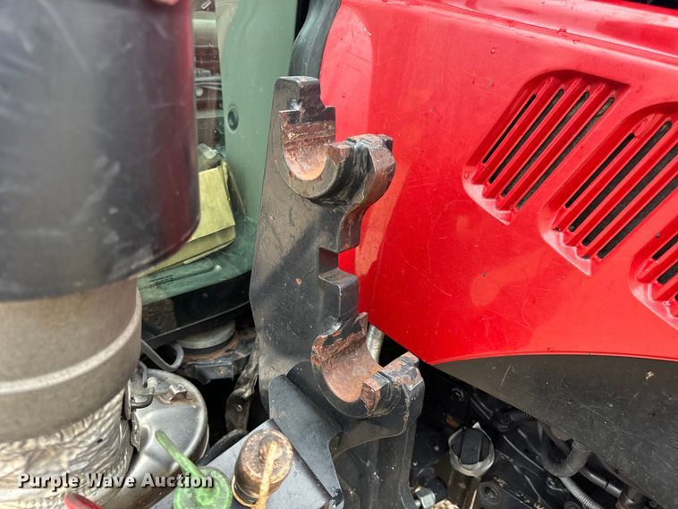 image for item EH7022 2016 Case Farmall 110C  MFWD tractor