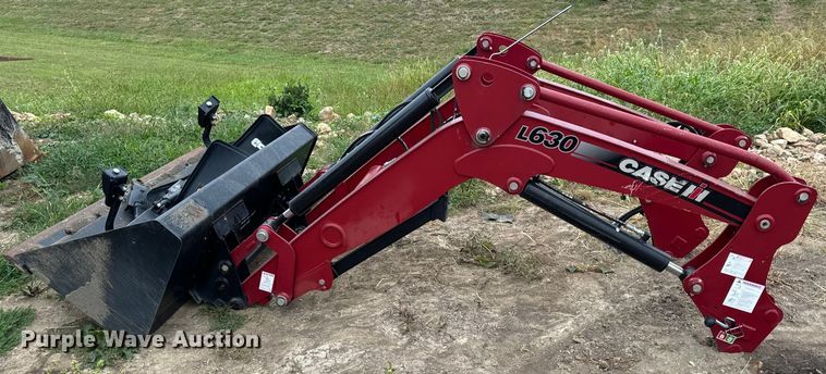 image for item EH7022 2016 Case Farmall 110C  MFWD tractor