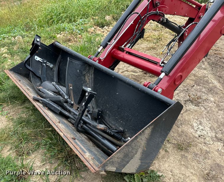 image for item EH7022 2016 Case Farmall 110C  MFWD tractor