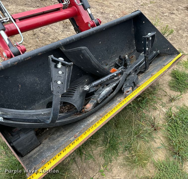 image for item EH7022 2016 Case Farmall 110C  MFWD tractor