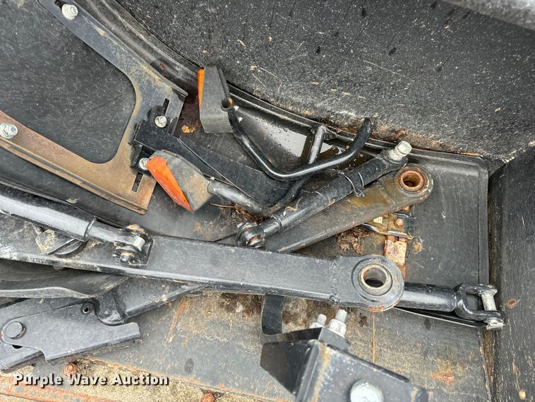 image for item EH7022 2016 Case Farmall 110C  MFWD tractor