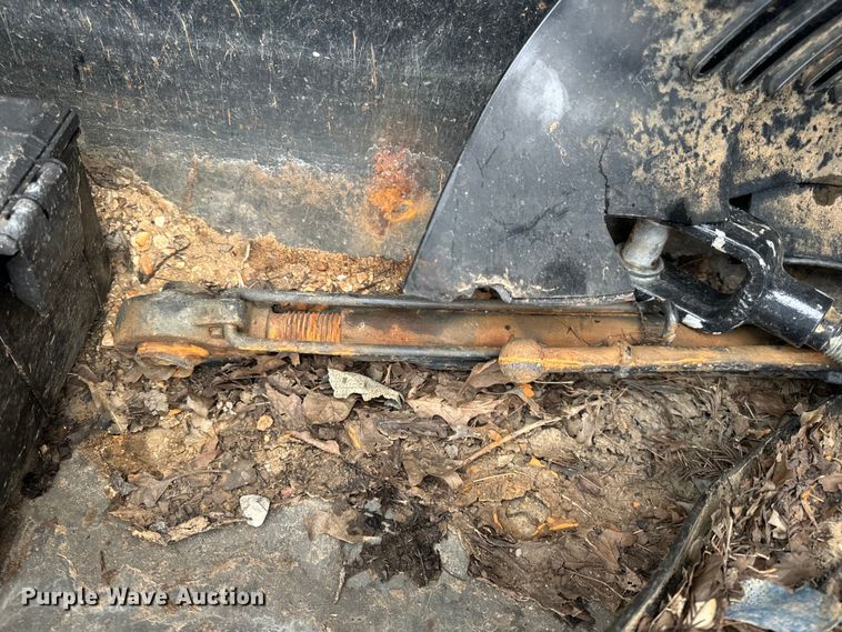 image for item EH7022 2016 Case Farmall 110C  MFWD tractor