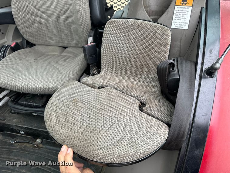 image for item EH7022 2016 Case Farmall 110C  MFWD tractor