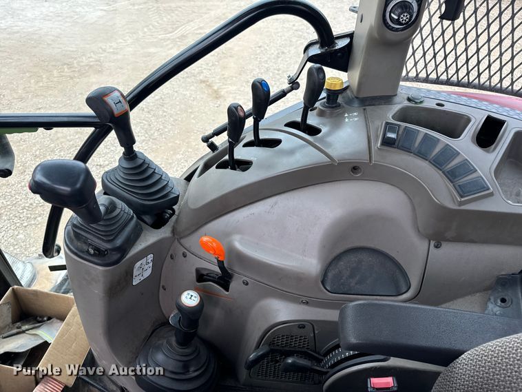 image for item EH7022 2016 Case Farmall 110C  MFWD tractor