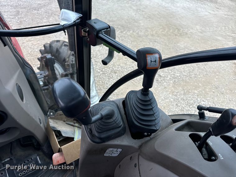 image for item EH7022 2016 Case Farmall 110C  MFWD tractor