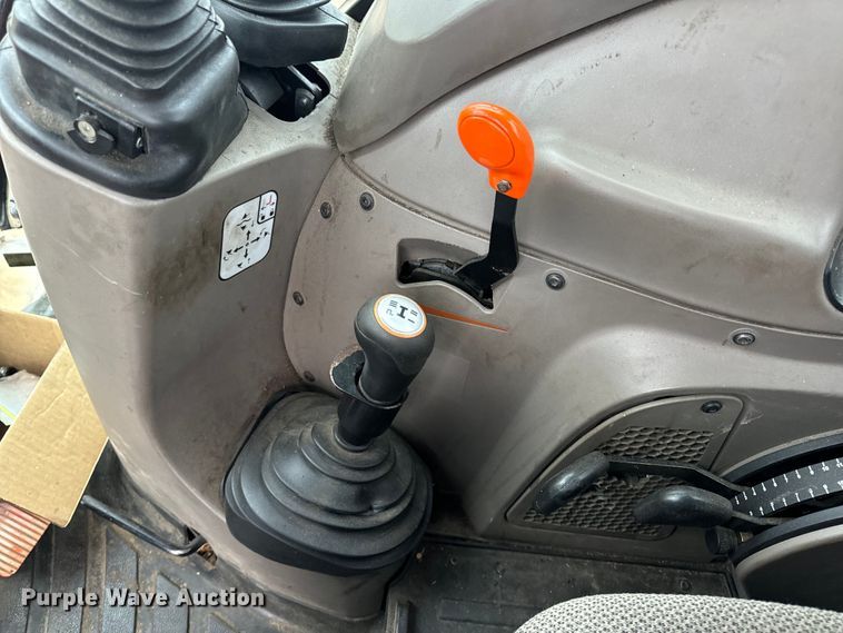 image for item EH7022 2016 Case Farmall 110C  MFWD tractor