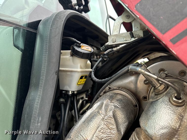 image for item EH7022 2016 Case Farmall 110C  MFWD tractor