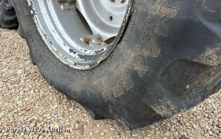 image for item EH7022 2016 Case Farmall 110C  MFWD tractor