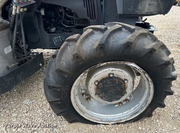 image for item EH7022 2016 Case Farmall 110C  MFWD tractor