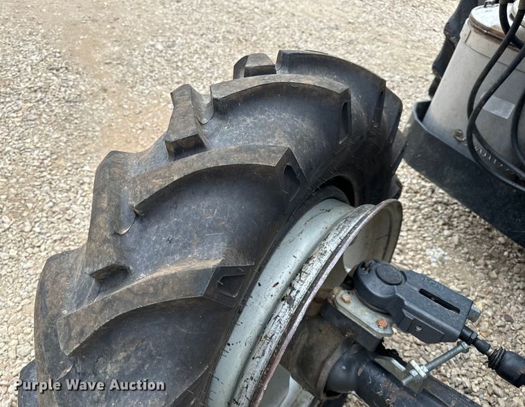 image for item EH7022 2016 Case Farmall 110C  MFWD tractor