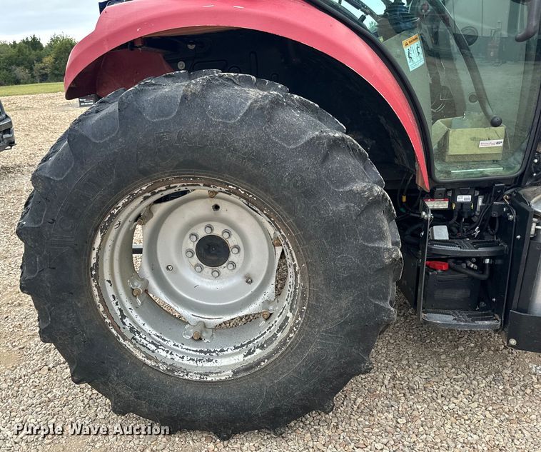 image for item EH7022 2016 Case Farmall 110C  MFWD tractor