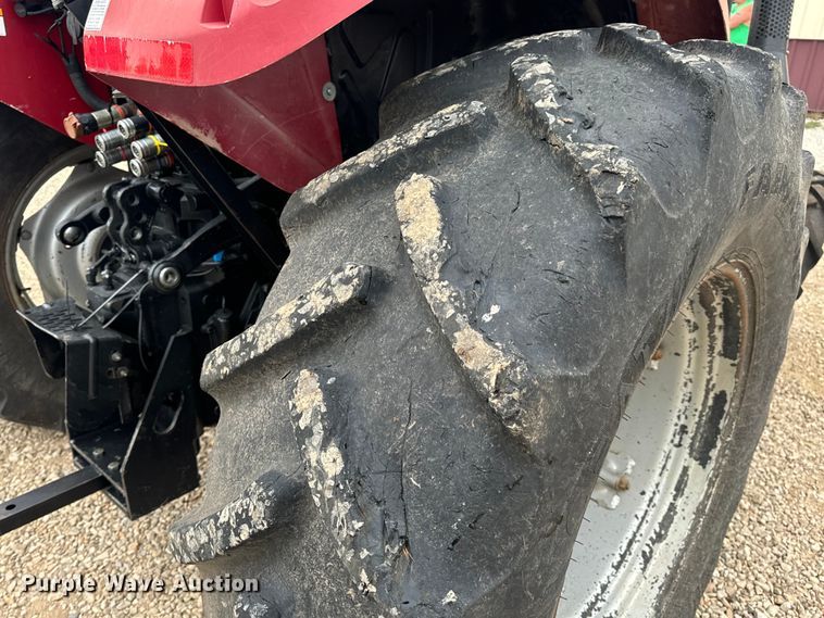 image for item EH7022 2016 Case Farmall 110C  MFWD tractor