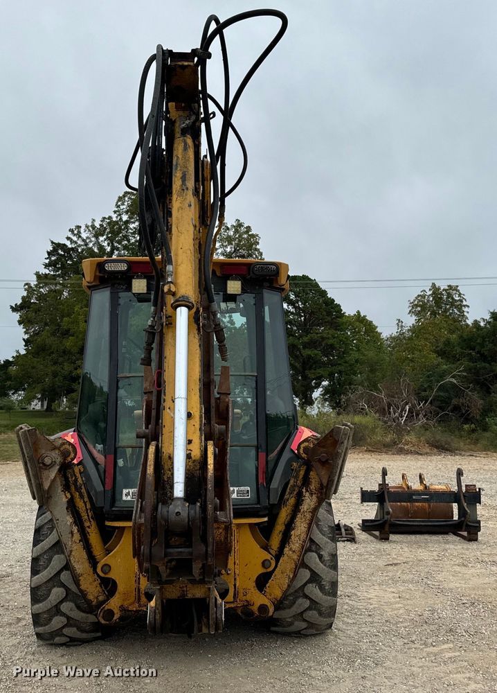 image for item EH7023 2005 John Deere 310SG backhoe