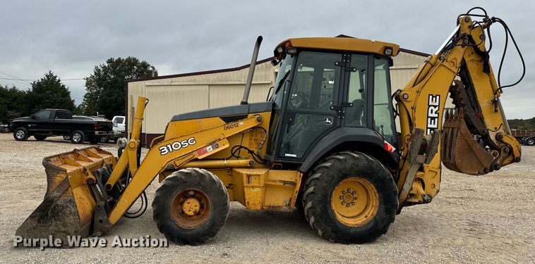image for item EH7023 2005 John Deere 310SG backhoe
