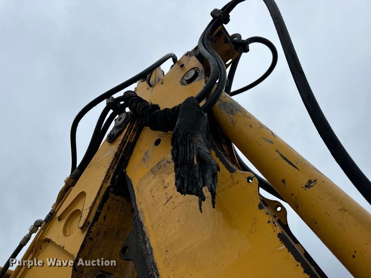 image for item EH7023 2005 John Deere 310SG backhoe