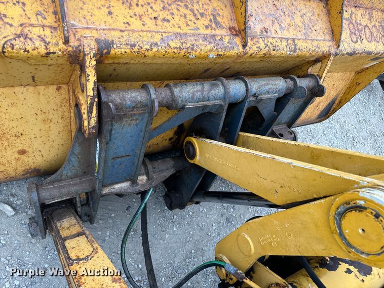 image for item EH7023 2005 John Deere 310SG backhoe