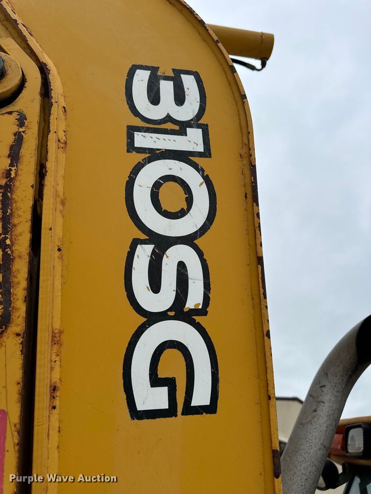 image for item EH7023 2005 John Deere 310SG backhoe