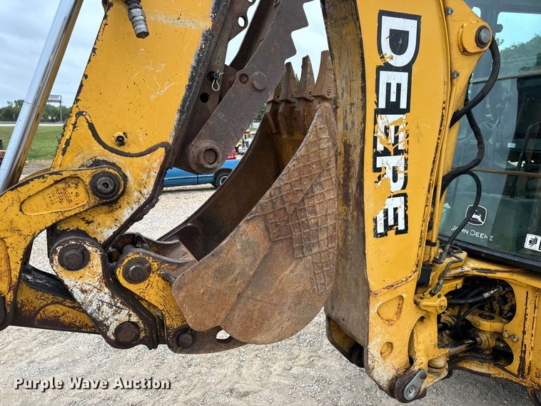 image for item EH7023 2005 John Deere 310SG backhoe