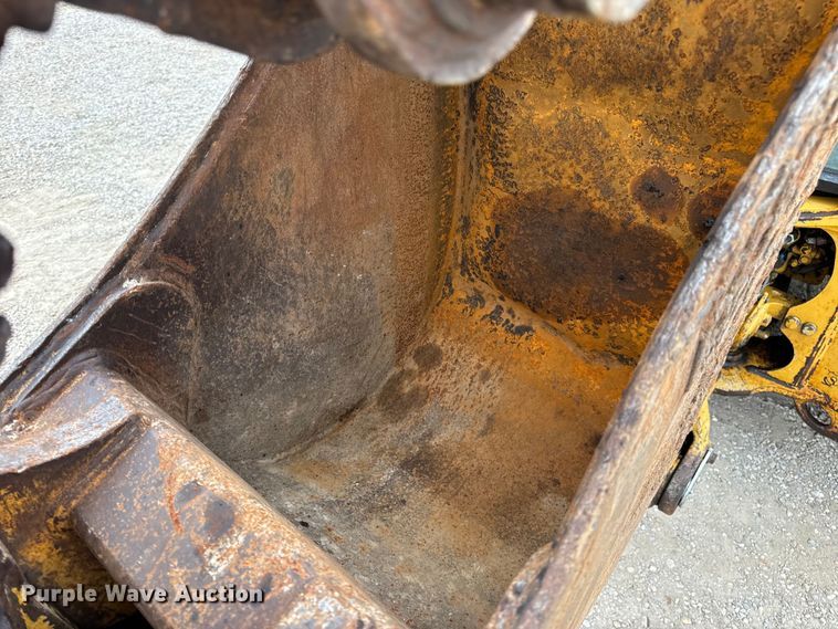 image for item EH7023 2005 John Deere 310SG backhoe