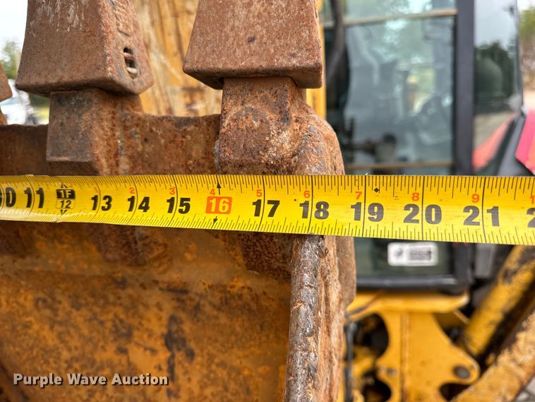 image for item EH7023 2005 John Deere 310SG backhoe