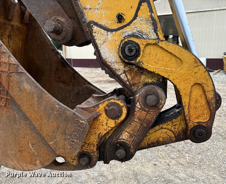 image for item EH7023 2005 John Deere 310SG backhoe