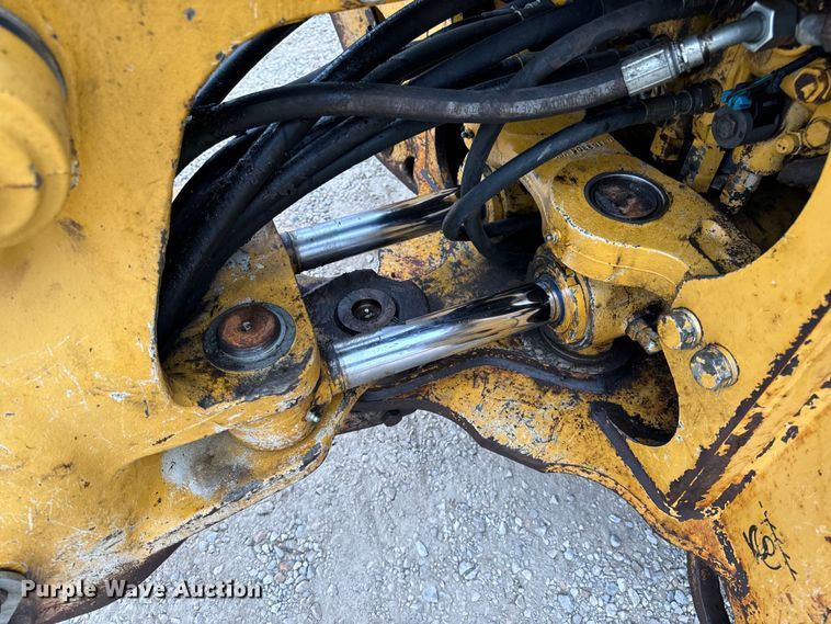 image for item EH7023 2005 John Deere 310SG backhoe