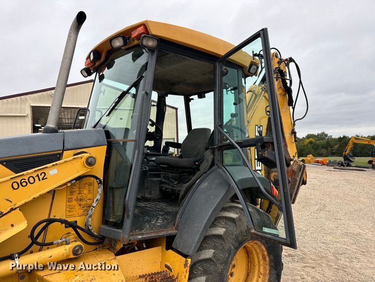 image for item EH7023 2005 John Deere 310SG backhoe