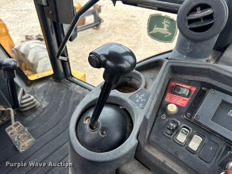 image for item EH7023 2005 John Deere 310SG backhoe