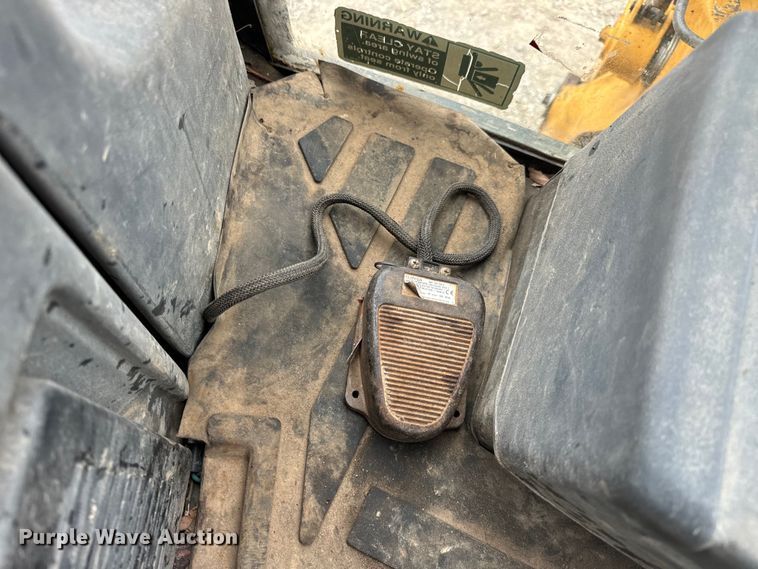 image for item EH7023 2005 John Deere 310SG backhoe