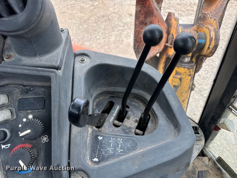 image for item EH7023 2005 John Deere 310SG backhoe