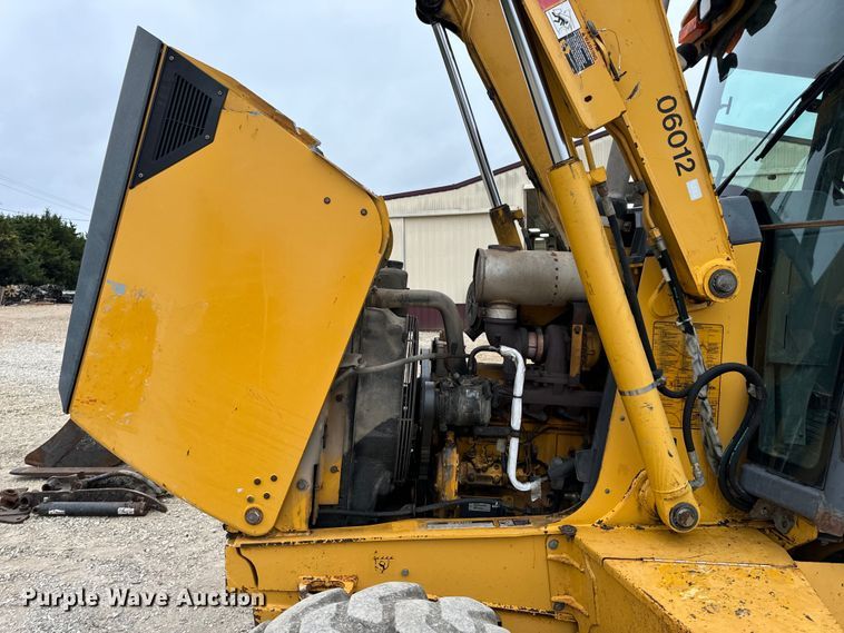 image for item EH7023 2005 John Deere 310SG backhoe