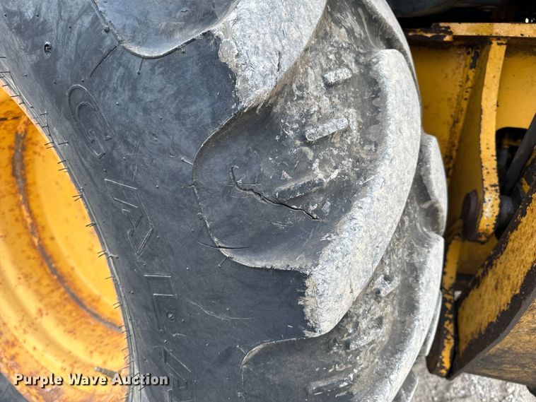 image for item EH7023 2005 John Deere 310SG backhoe