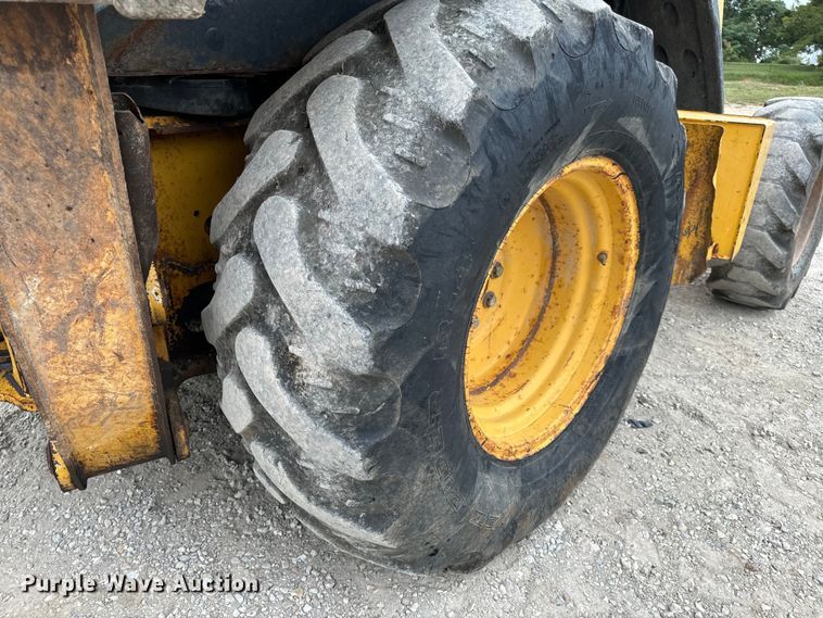 image for item EH7023 2005 John Deere 310SG backhoe