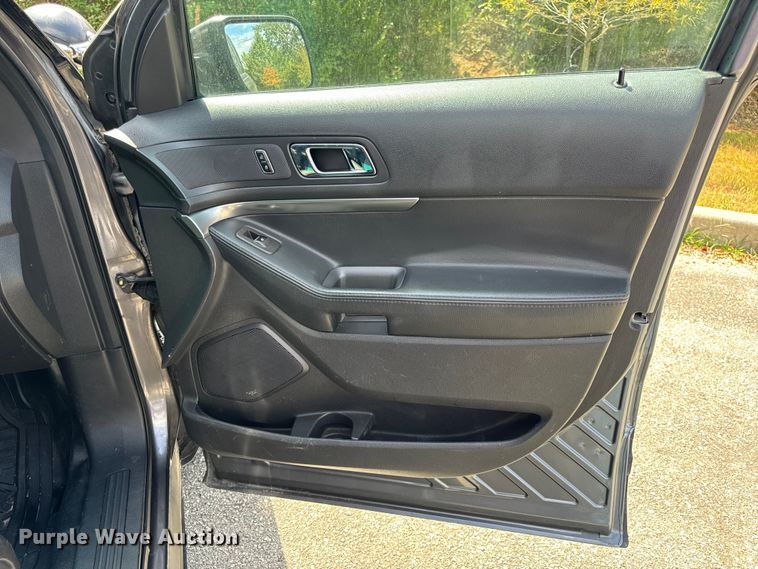 image for item EH7051 2015 Ford Explorer Police Interceptor  SUV 